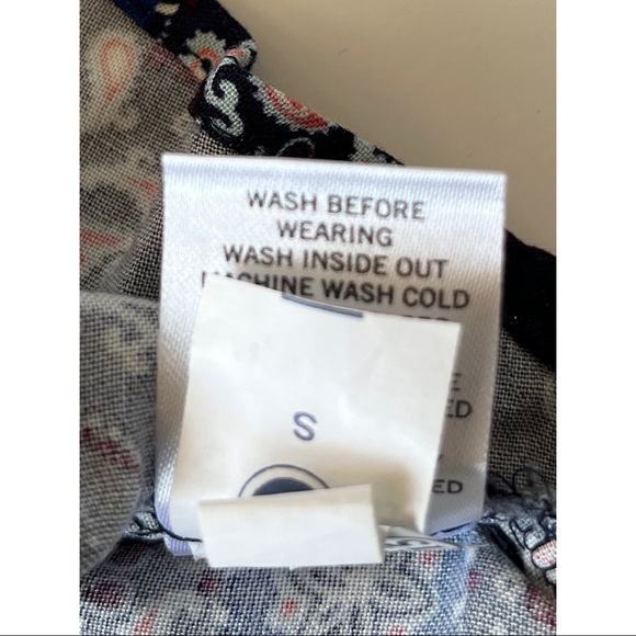 Sonoma Women’s Blue Paisley Pintuck Tank Small - Picture 7 of 9